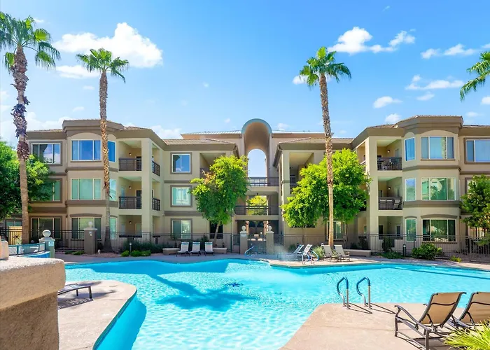 Luxury Escape Near Town & Mill Ave